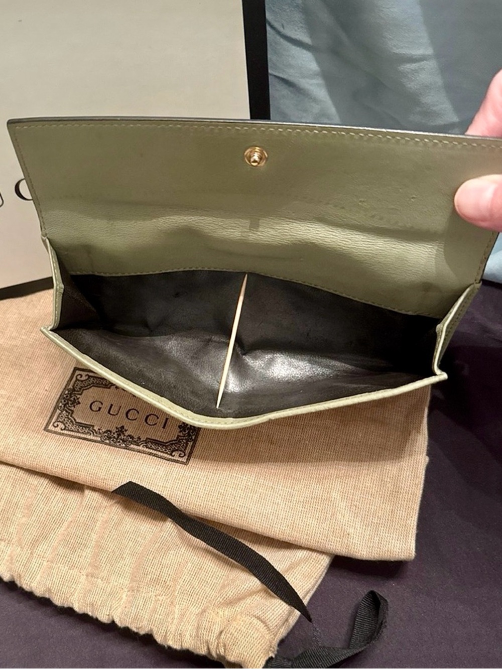Gucci GG Canvas Heart Continental Wallet Tan Leather w/ Box Dust Bag COA - Picture 8 of 16